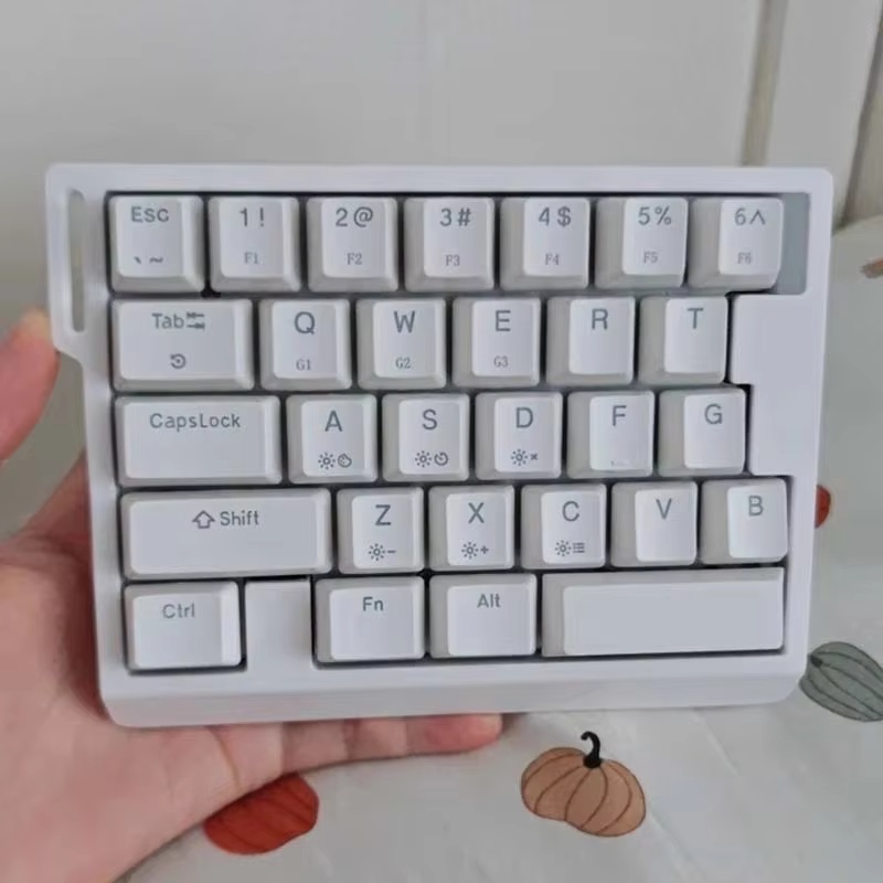 HE30 メカニカルゲーミングキーボード 29キー 磁気スイ - Gaming Keyboard Mechanical のレビューと価格