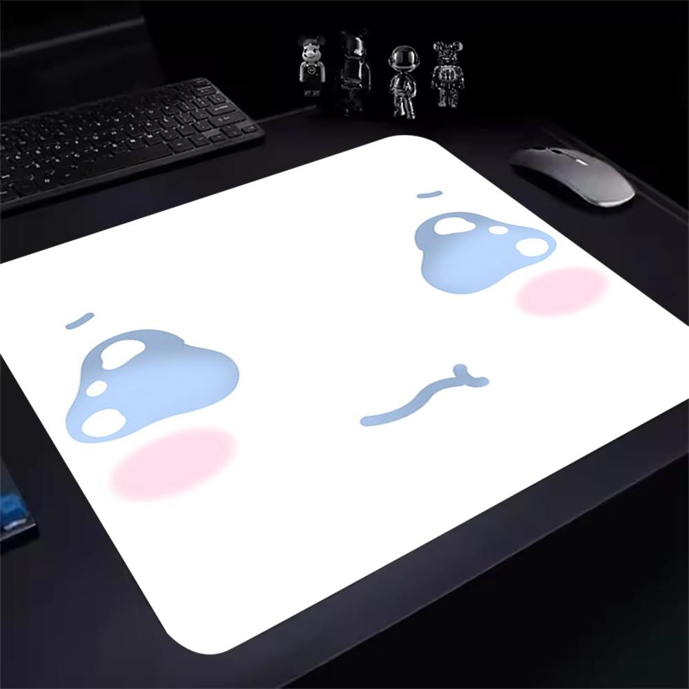 かわいいカワイイ顔マウスパッド小型デスクマット漫画絵文字アニ - Gaming Keyboard Emoji のレビューと価格