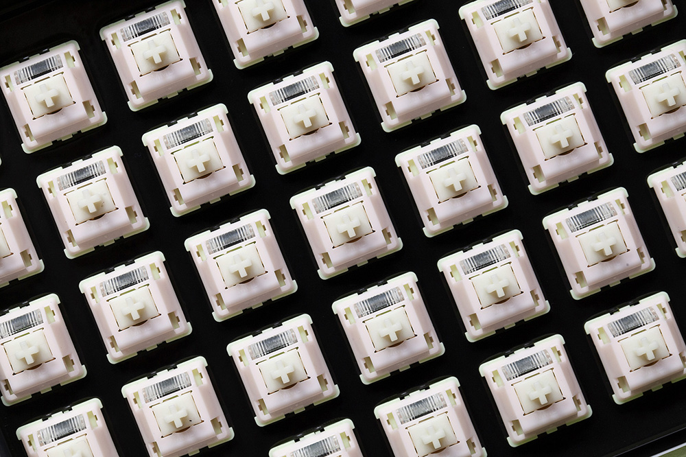MMD ヴィヴィアンスイッチ V2 RGB SMD リニア  - Gaming Keyboard Mini Mechanical のレビューと価格
